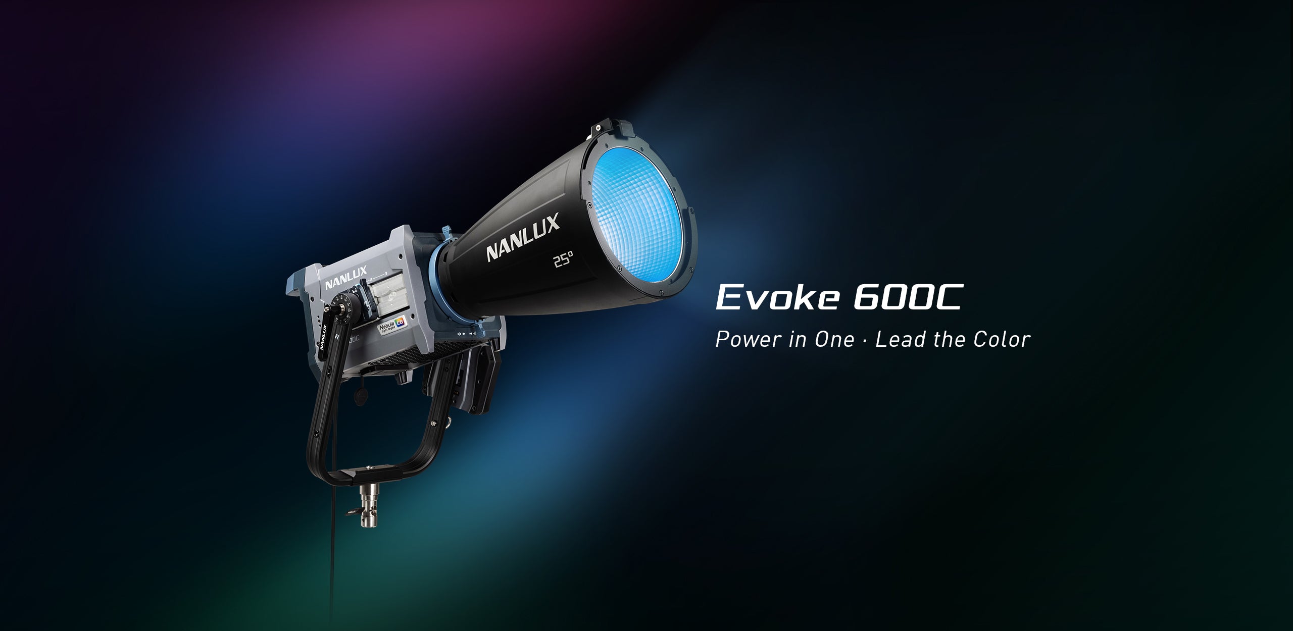 NANLUX Evoke 600C LED Full-color Spot Light with trolley case